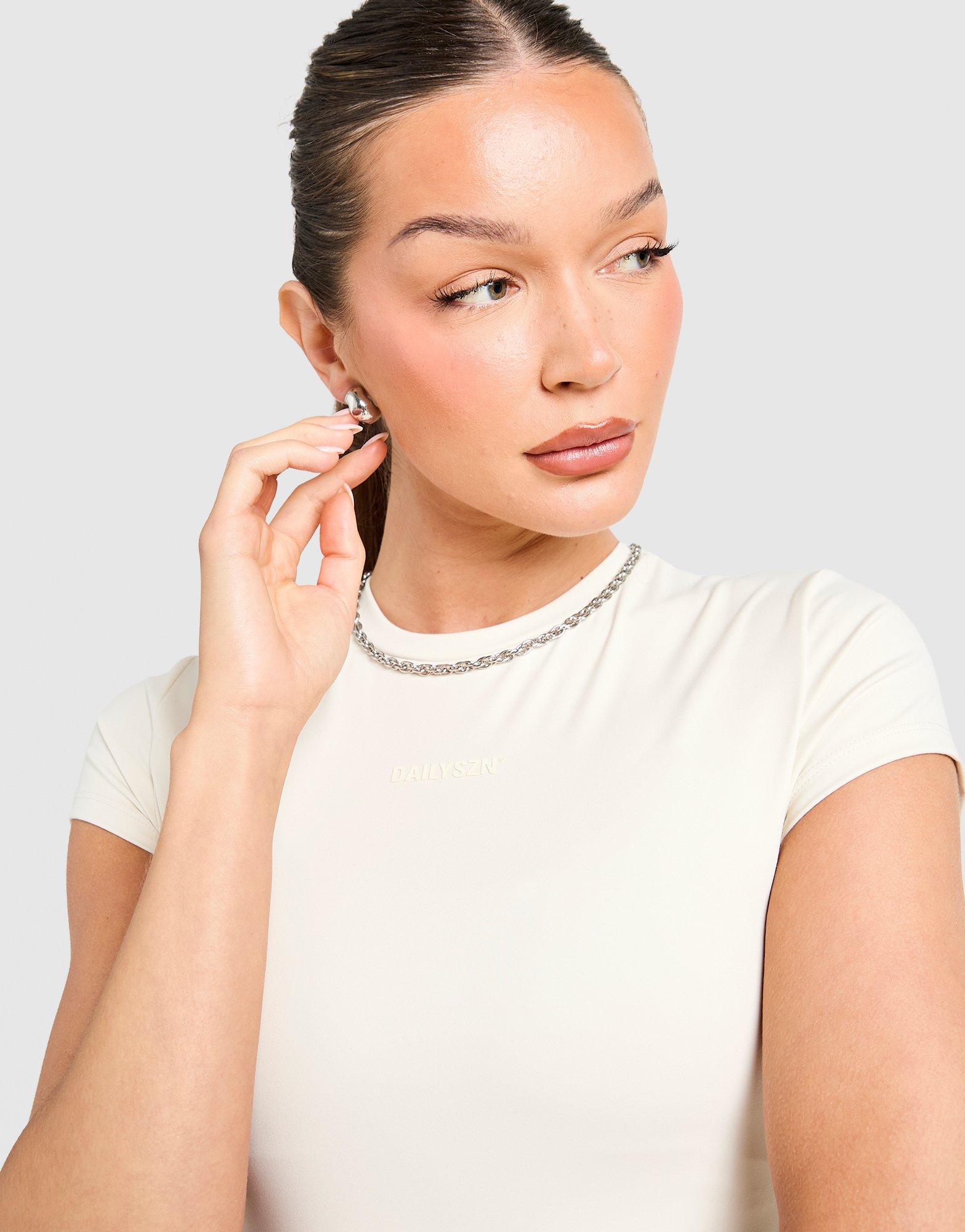 DAILYSZN Slim T-Shirt Damen