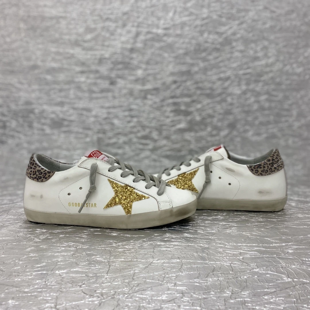 Golden Goose Super Star Dirty shoes made of top-grain cowhide