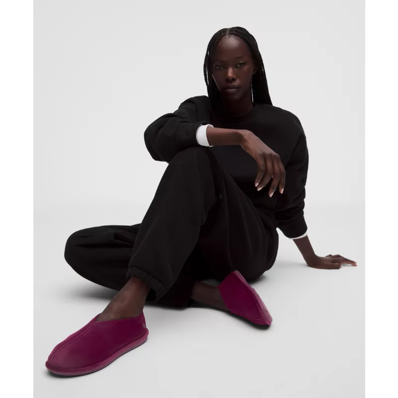 Women's Flat Mate Velvet