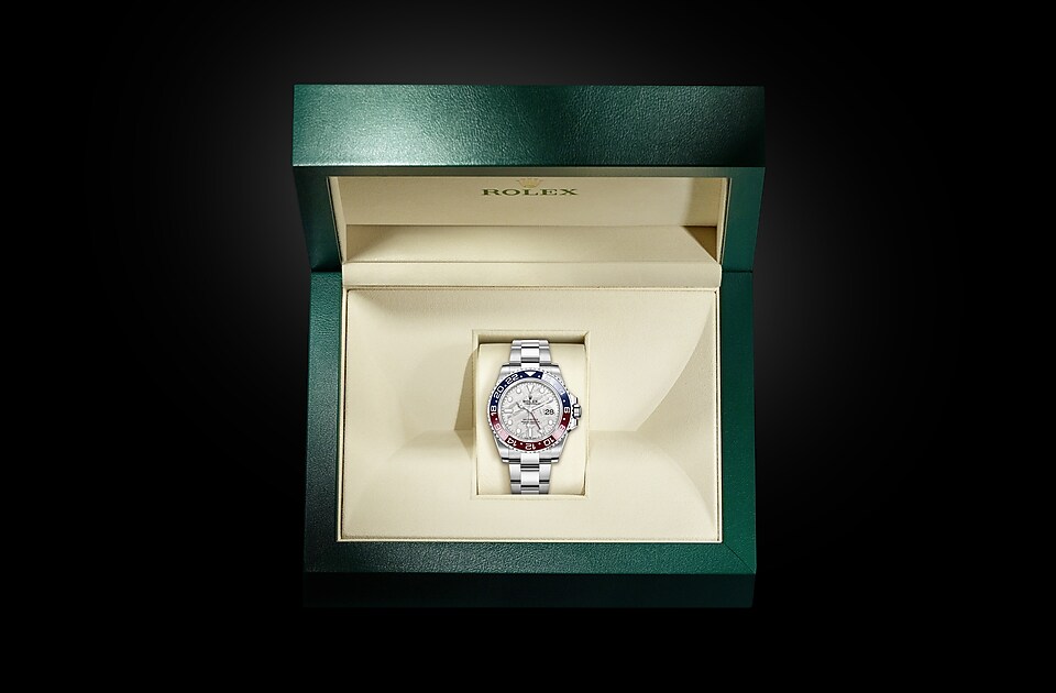 Rolex GMT-MASTER II Oyster, 40 mm, white gold M126719BLRO-0002