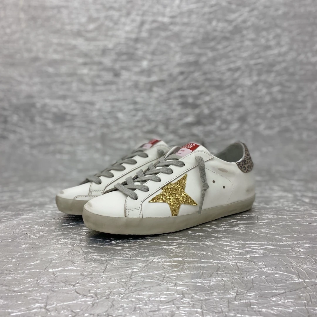 Golden Goose Super Star Dirty shoes made of top-grain cowhide