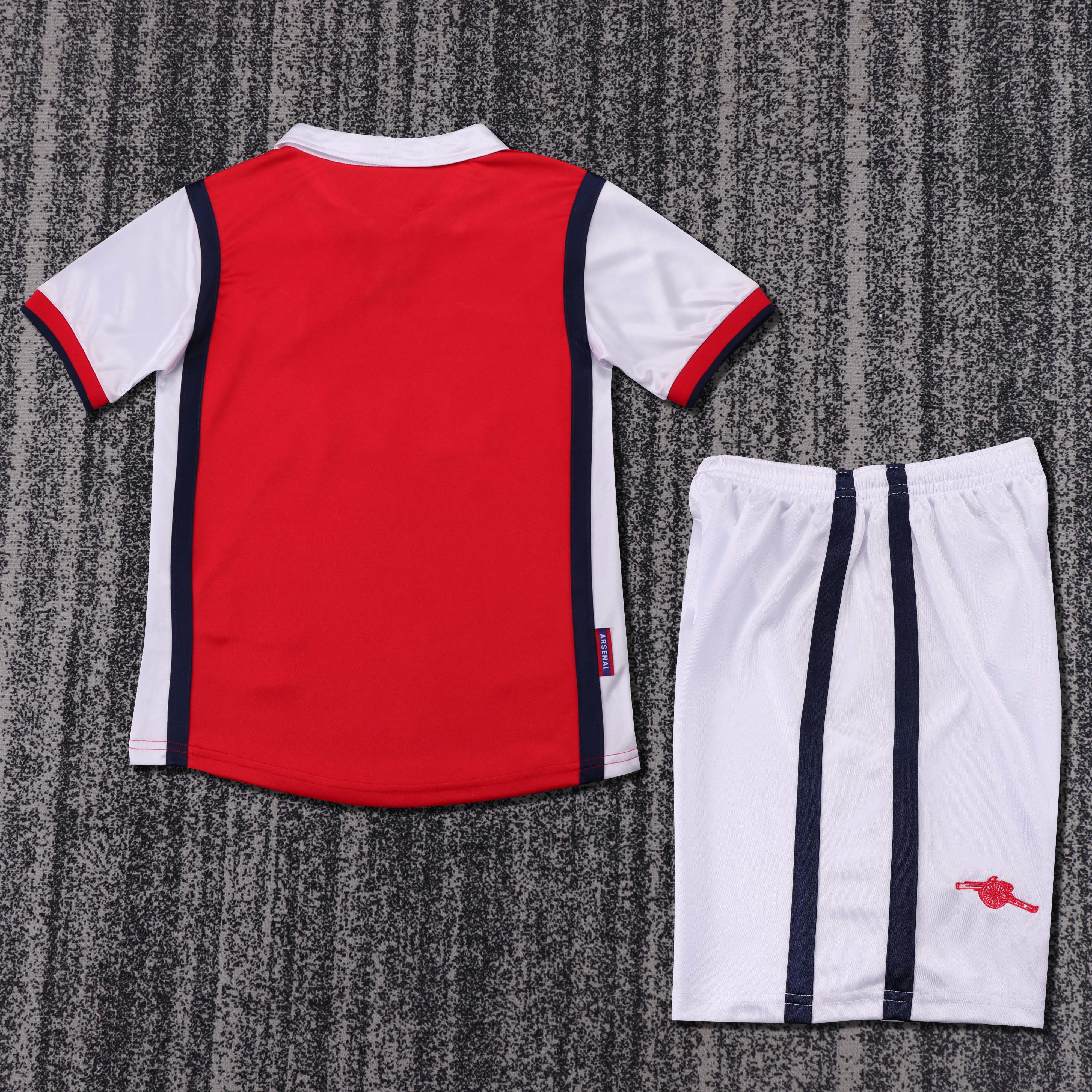 98/99 Arsenal Home Retro Football Shirt (Kids Kit)