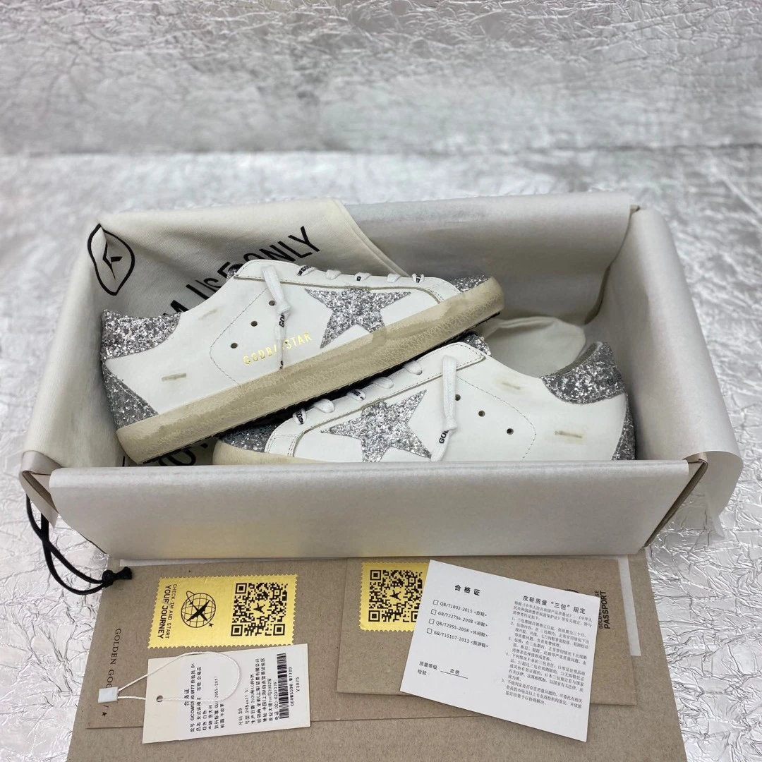 Golden Goose Super Star Dirty shoes made of top-grain cowhide
