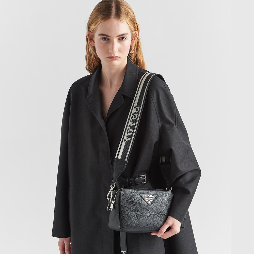 Medium leather bag