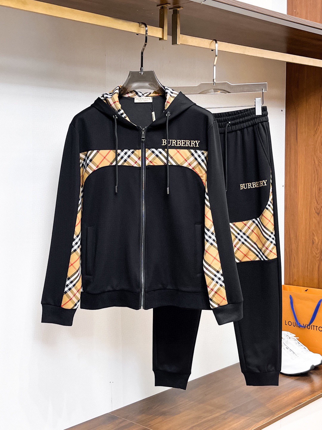 Burberry Jogging Suit