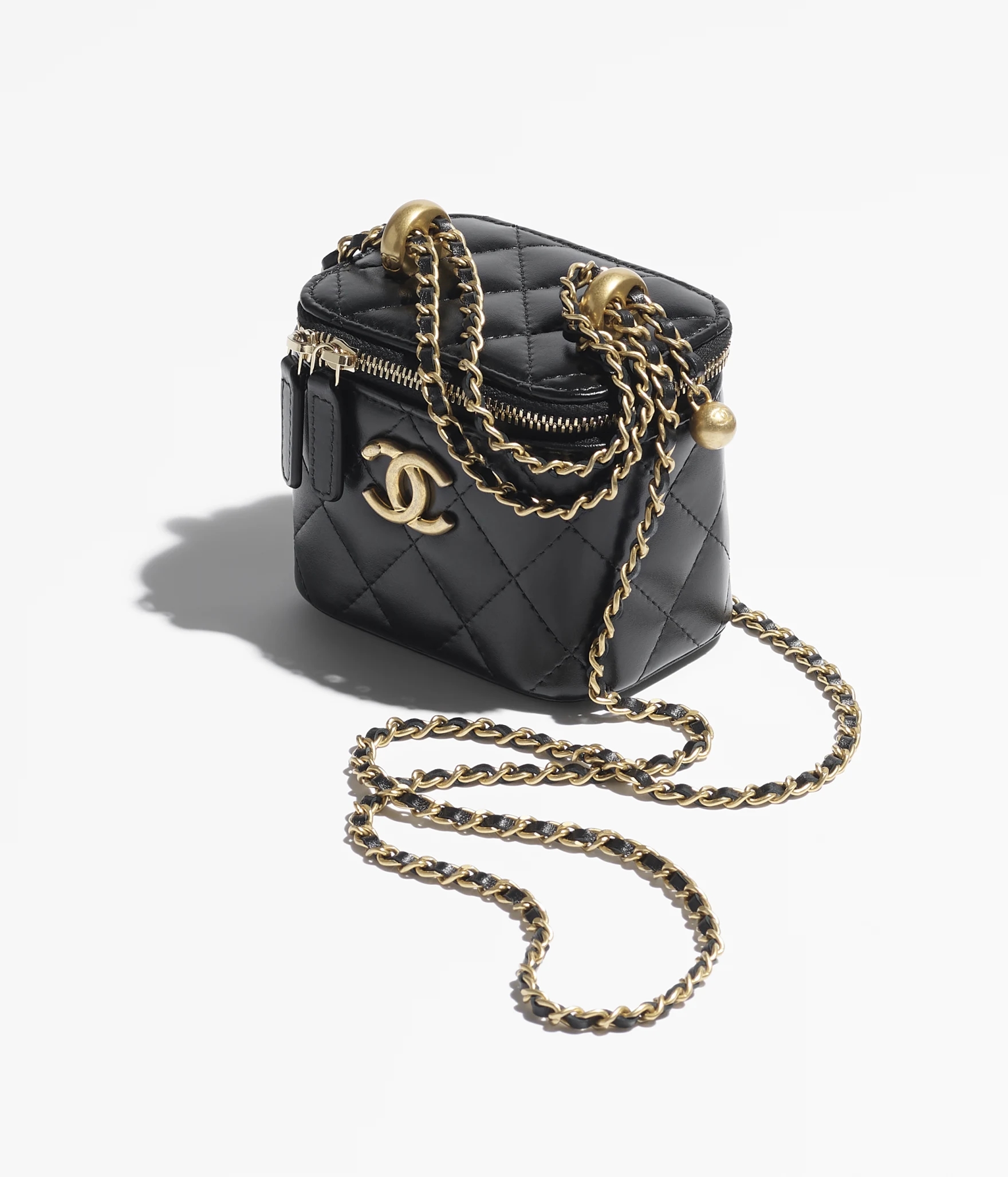 SMALL VANITY WITH CHAIN Shiny Calfskin & Gold-Tone Metal Black