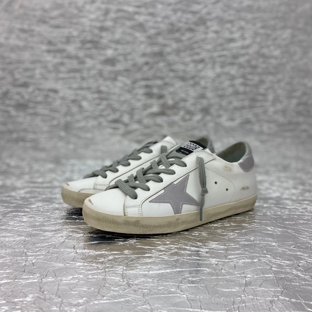 Golden Goose Super Star Dirty shoes made of top-grain cowhide