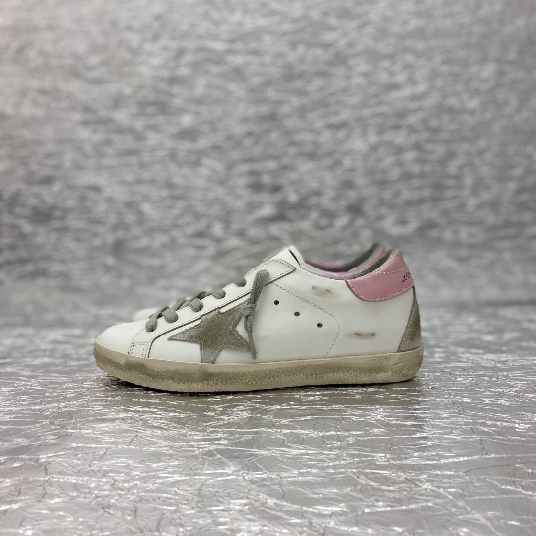 Golden Goose Super Star Dirty shoes made of top-grain cowhide