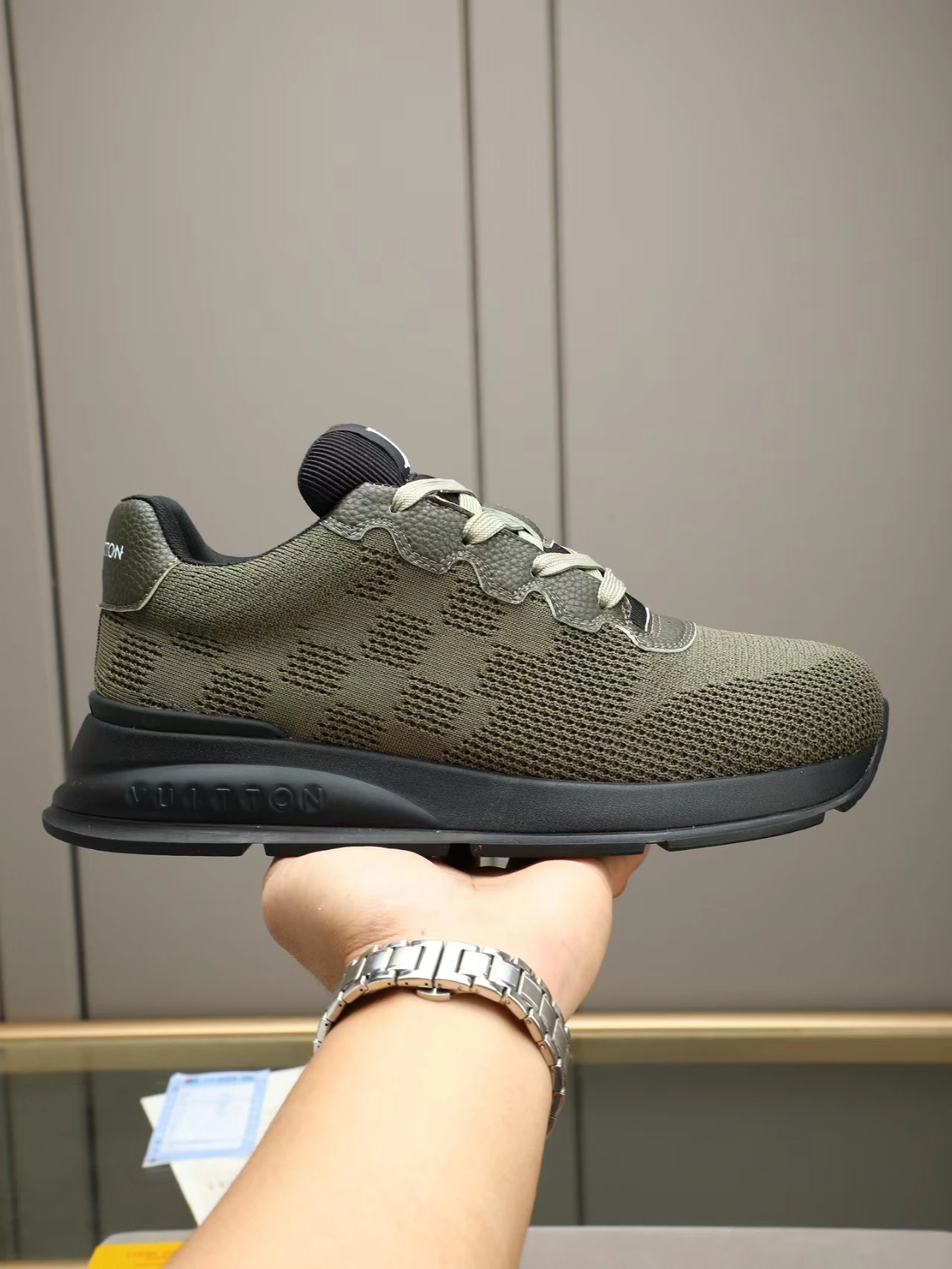 Top LV shoes, handmade genuine leather material