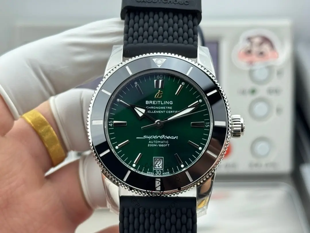 Breitling Superocean Heritage 1:1 Clone 42 Ceramic Green Dial AB2010121L1S1