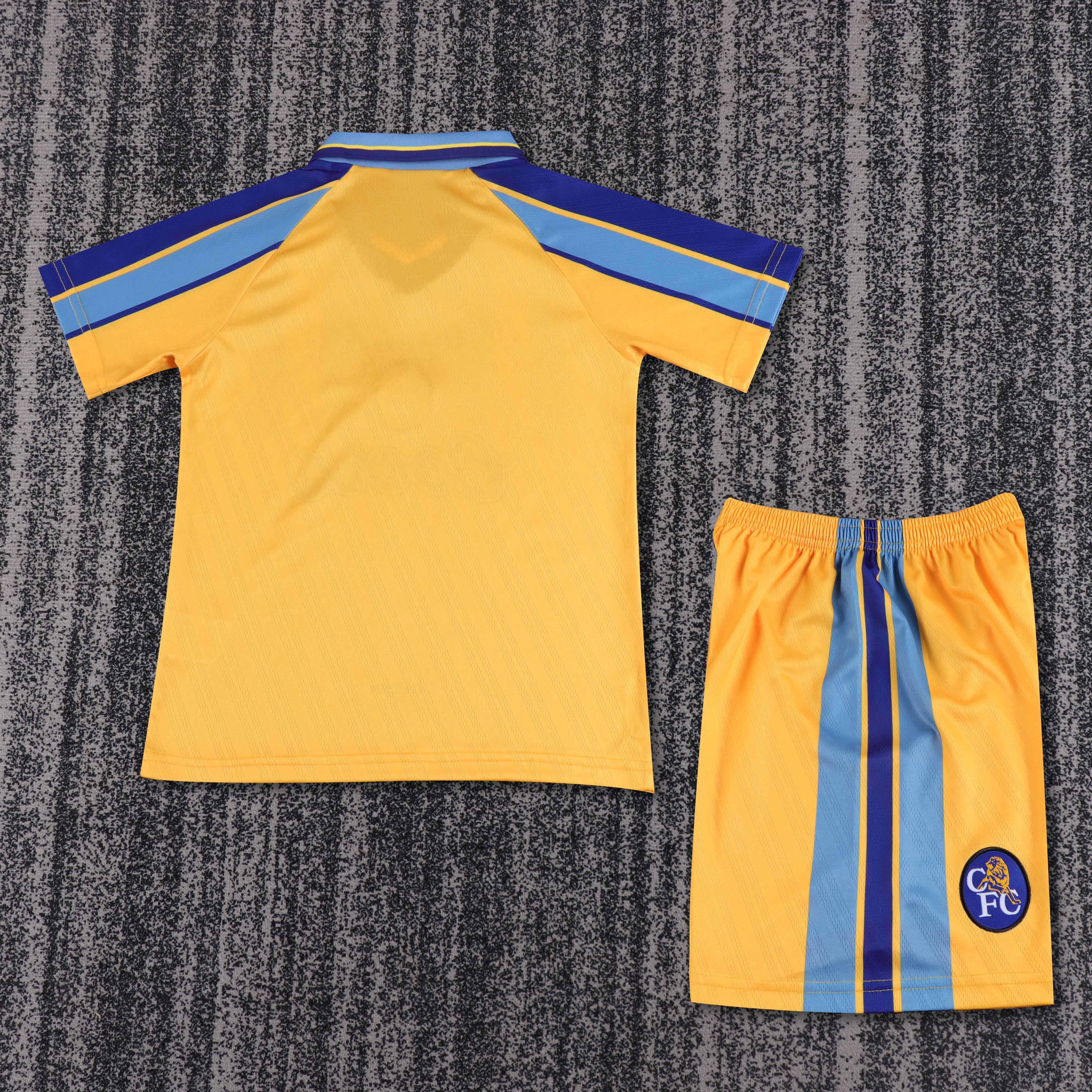 1995/1997 Chelsea Away Retro Football Shirt (Kids Kit)