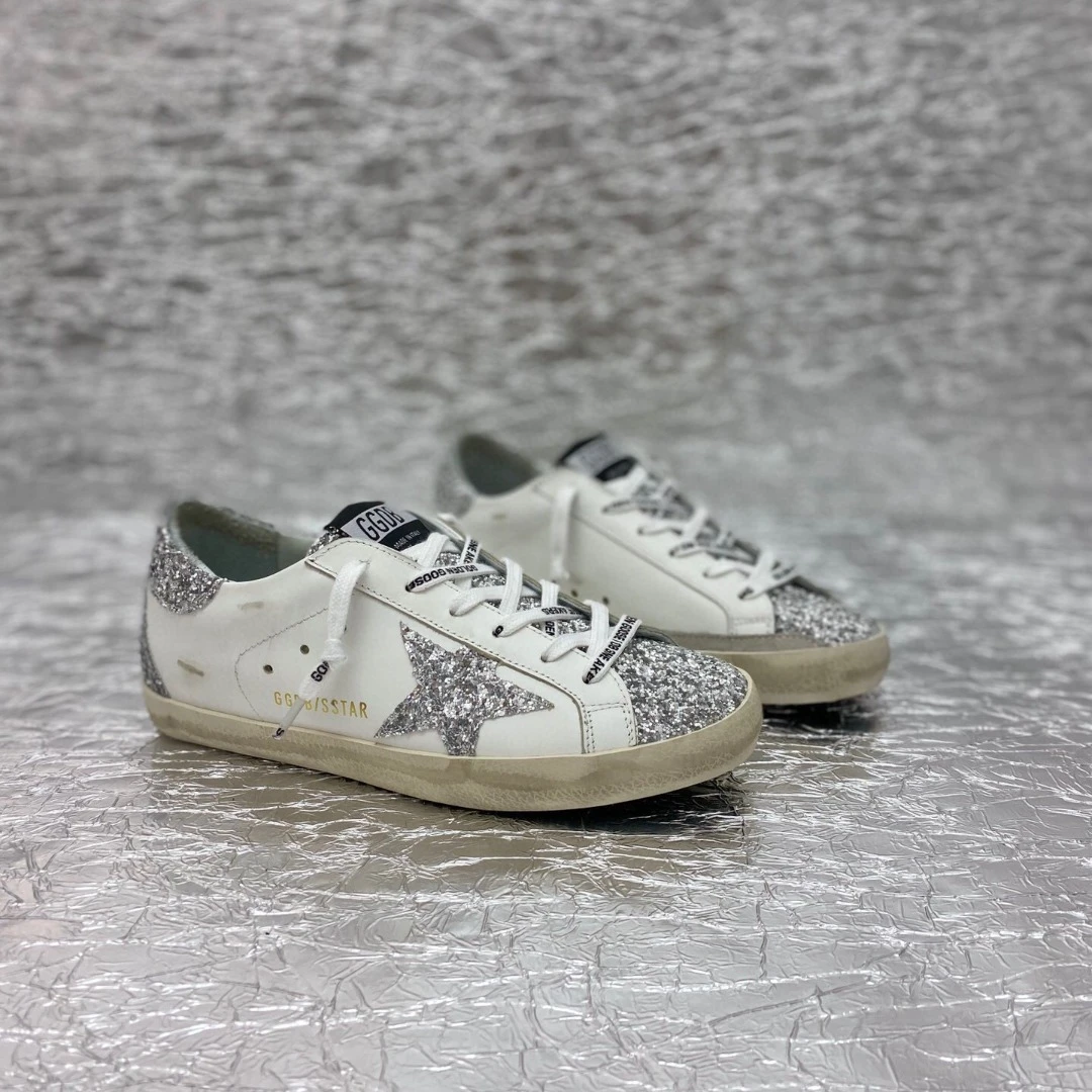 Golden Goose Super Star Dirty shoes made of top-grain cowhide