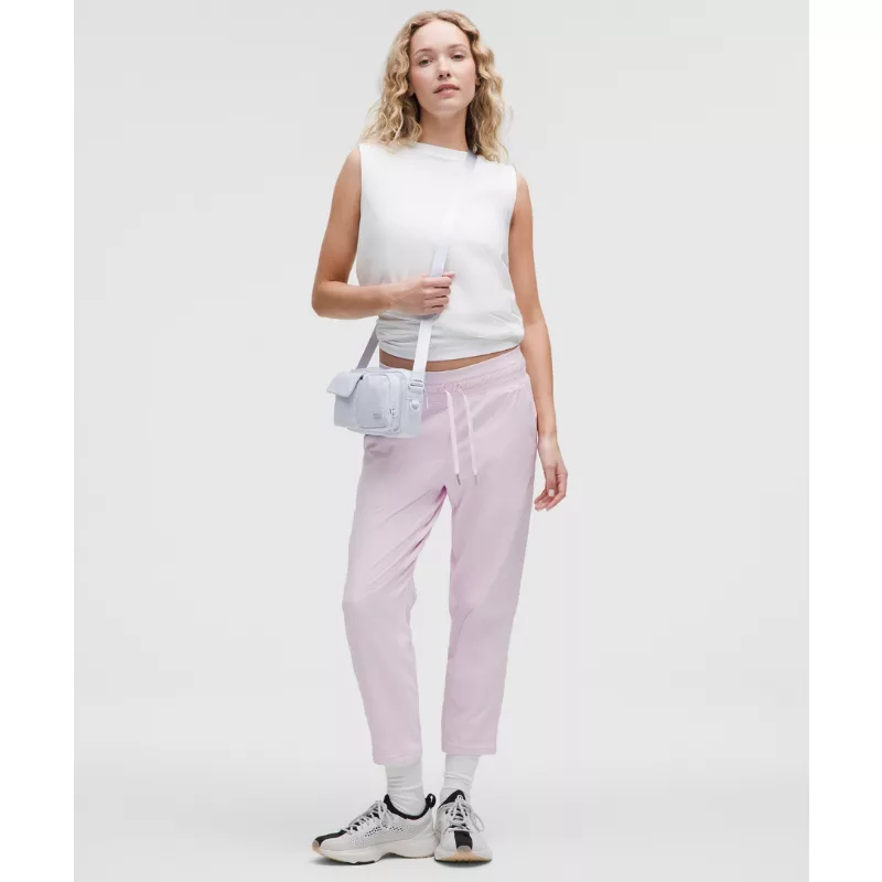 Multi-Pocket Crossbody Bag 2.5L