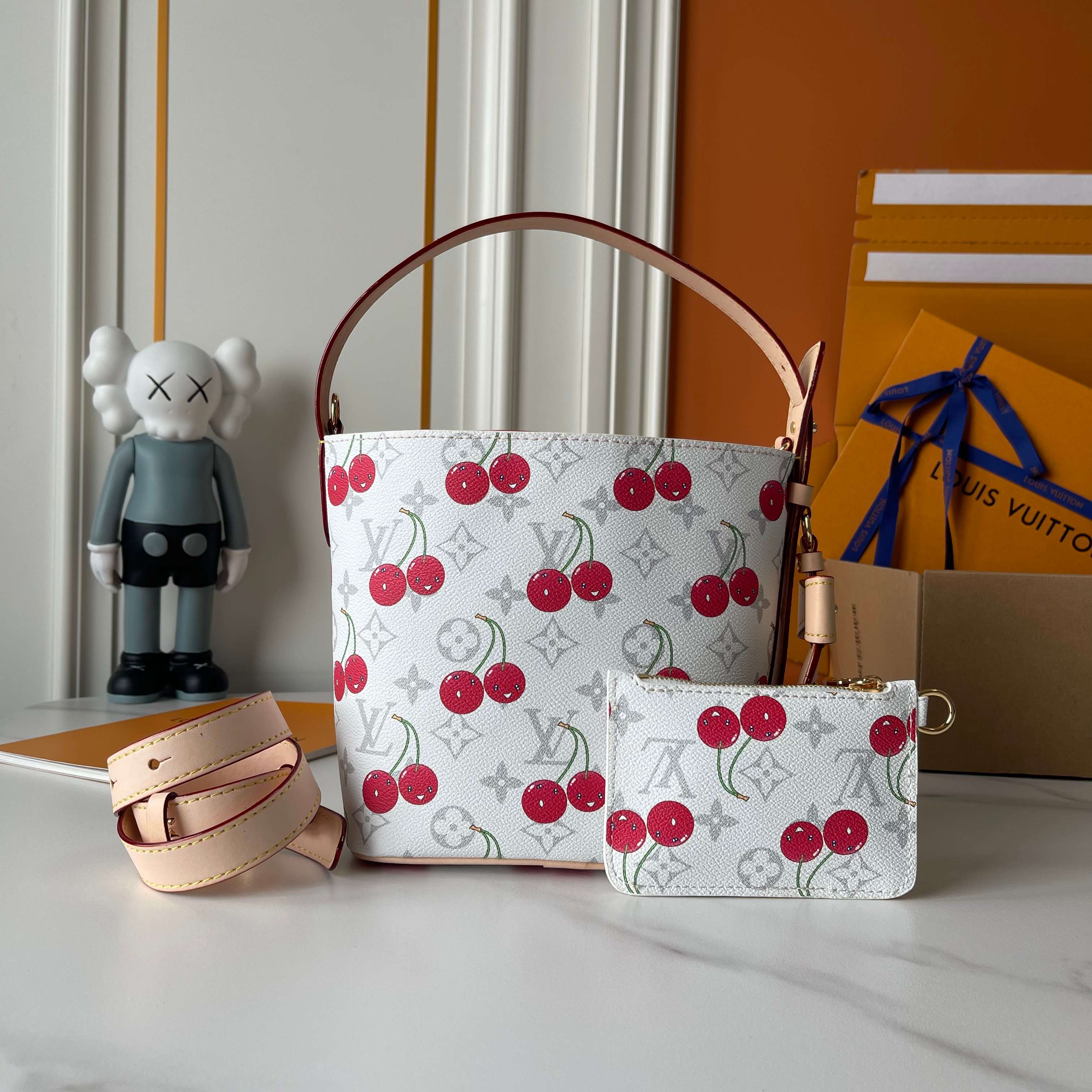 LV White Cherry Blossom