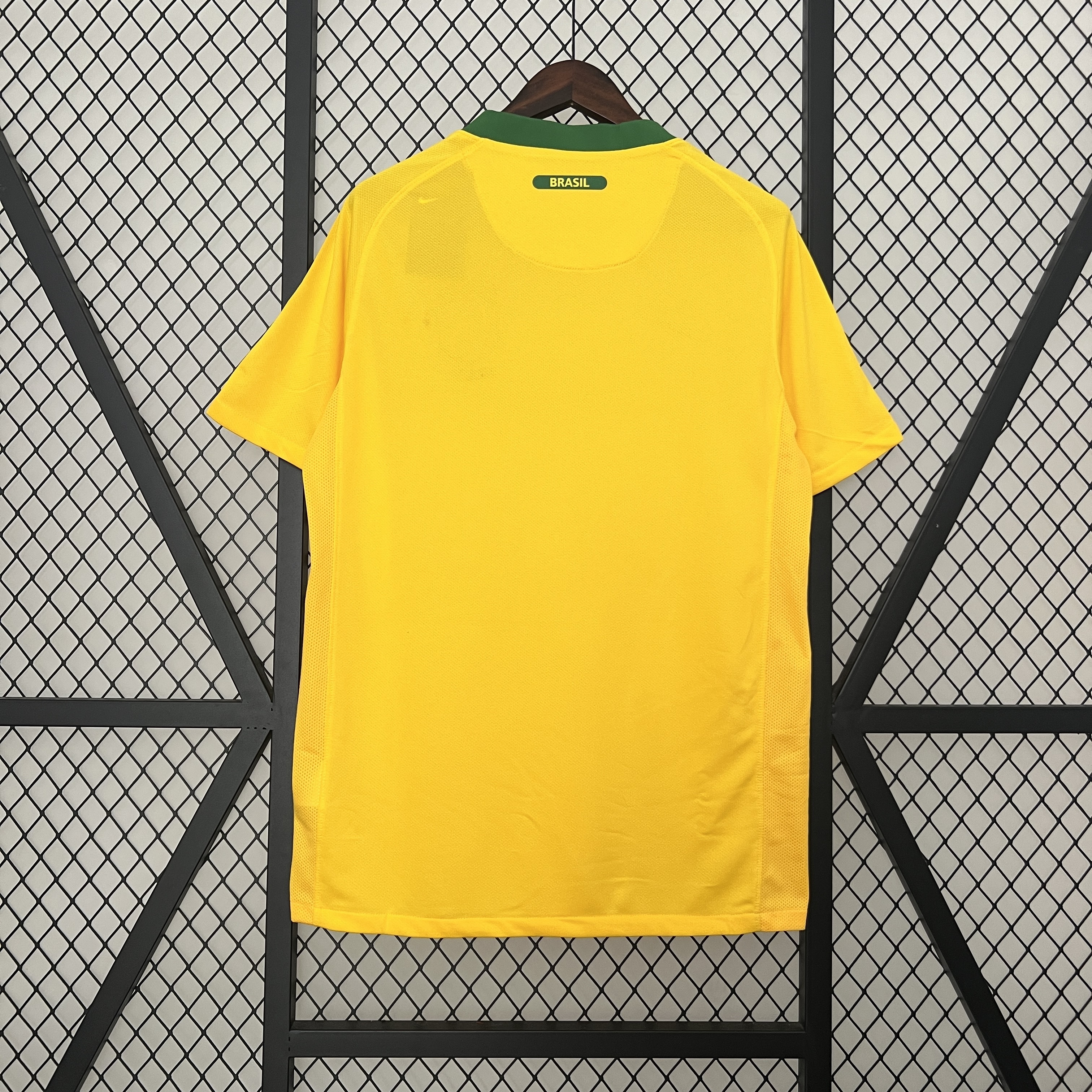 2010 Brazil home Retro Football Shirt