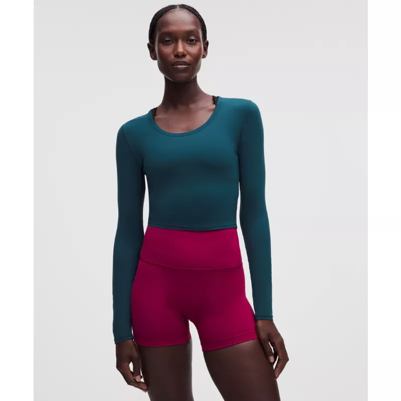 Unrestricted Power Cropped Long-Sleeve Shirt