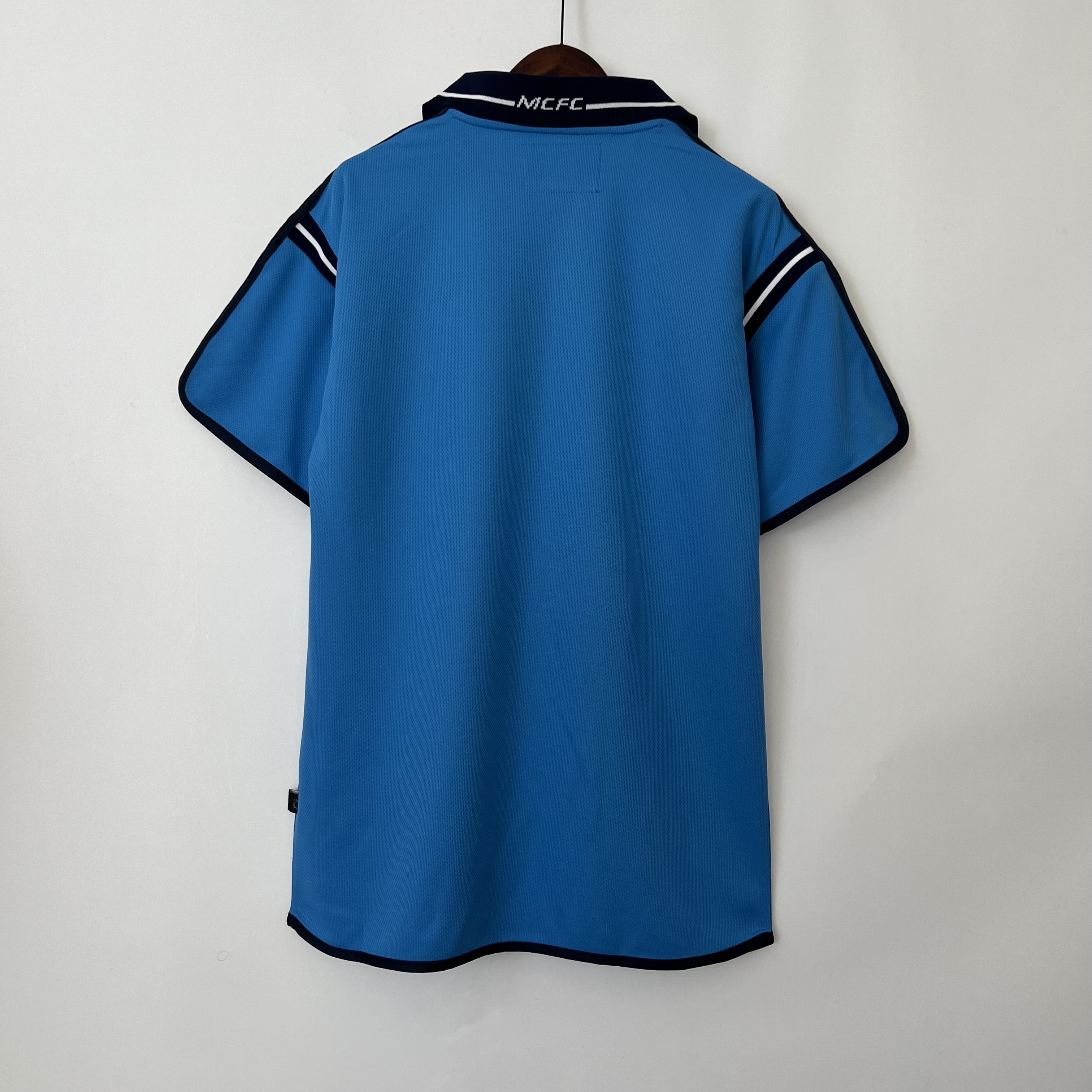 01/02 Manchester City Home Retro Football Shirt