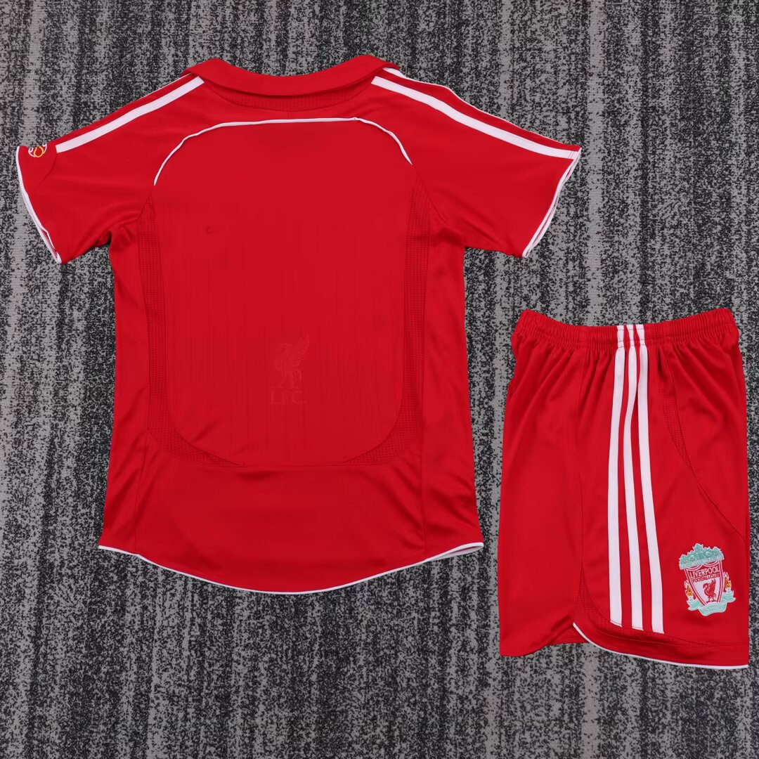 06/08 Liverpool home Retro Football Shirt (Kids Kit）