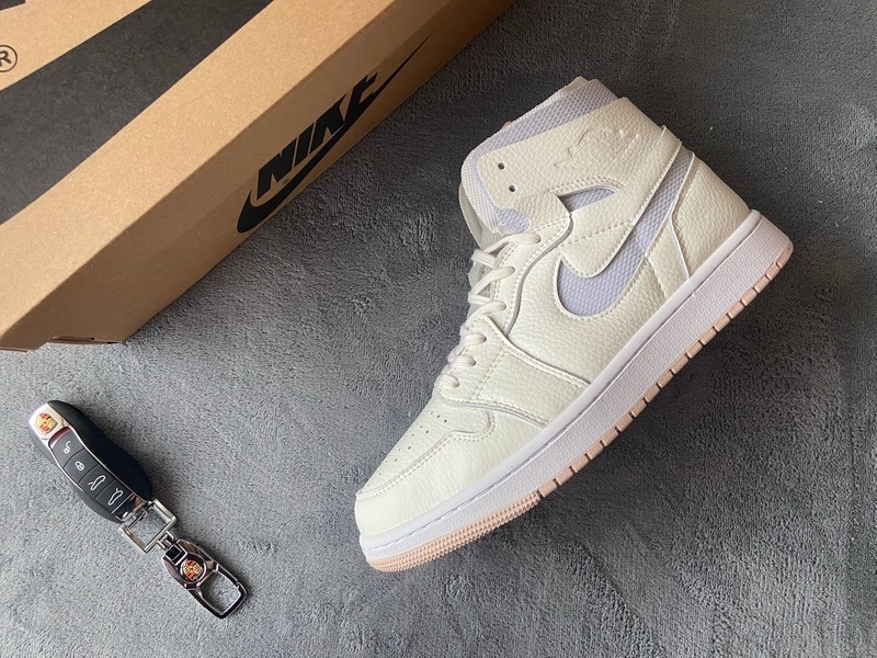 Air Jordan 1 High Zoom Air CMFT Pearl White (W) CT0979-107