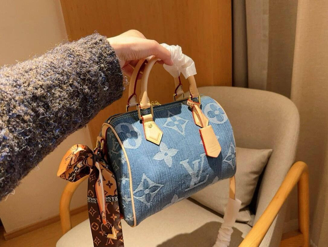 New Denim LV Murakami Takashi co-branded NANOSPEEDY handbag