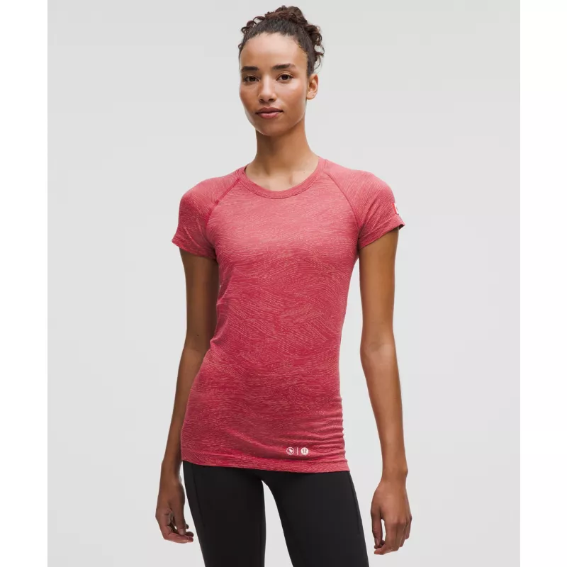 Team Canada Swiftly Tech Short-Sleeve Shirt 2.0 Hip Length CPC Logo