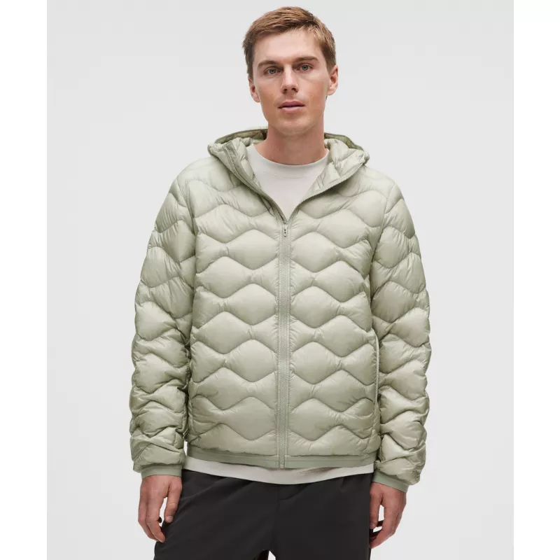 Featherweight 900-Down-Fill Quilted Hooded Jacket