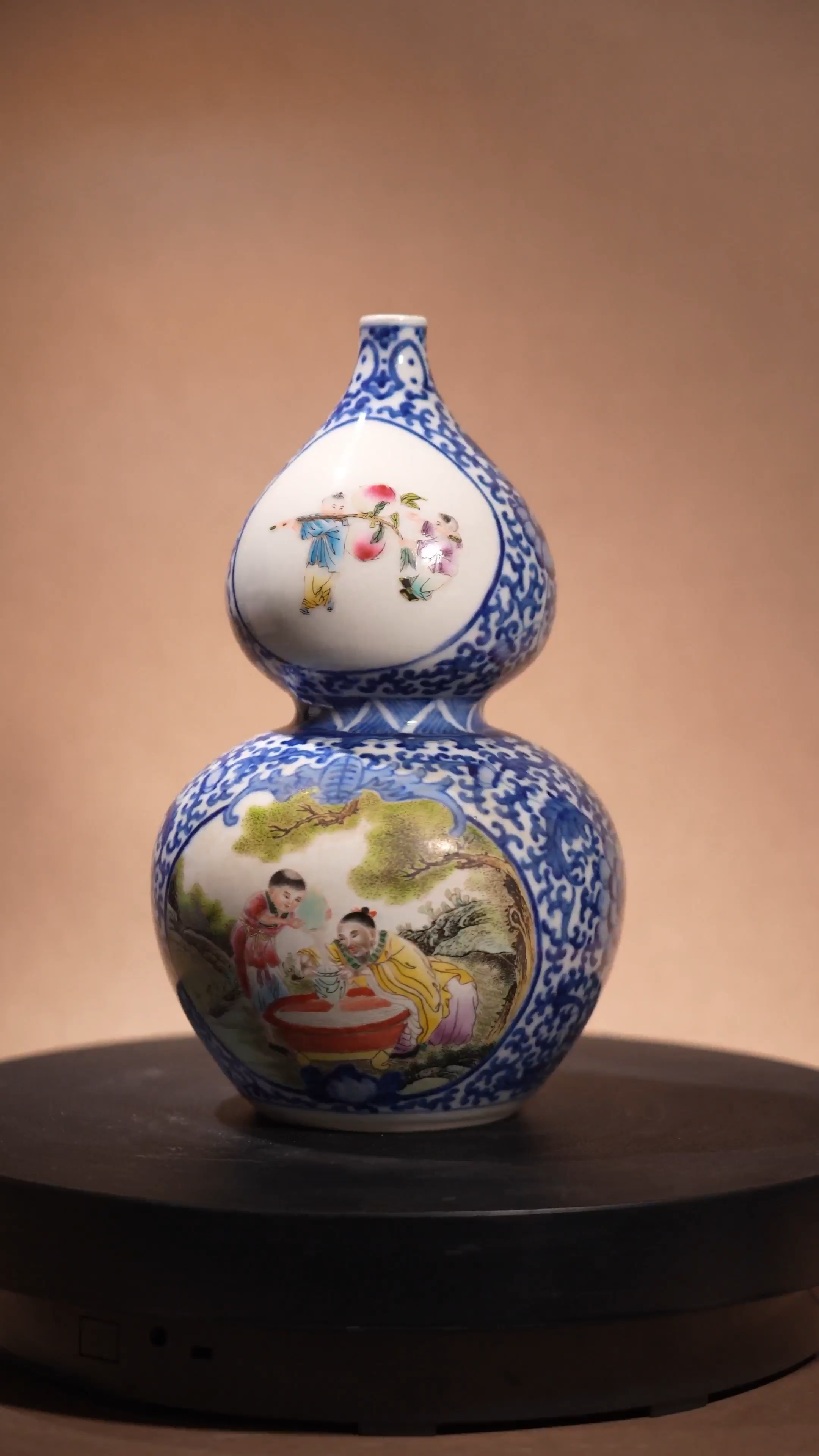 Ancient Chinese Blue and White Famille Rose Figural Gourd Porcelain Vase