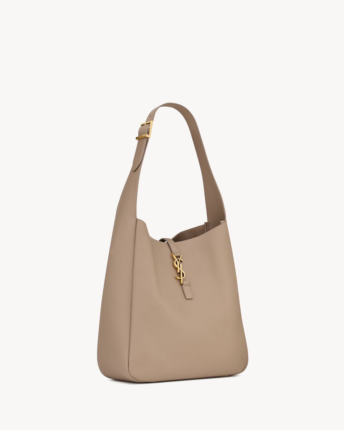 le 5 à 7 supple large in grained leather DUSTY GREY