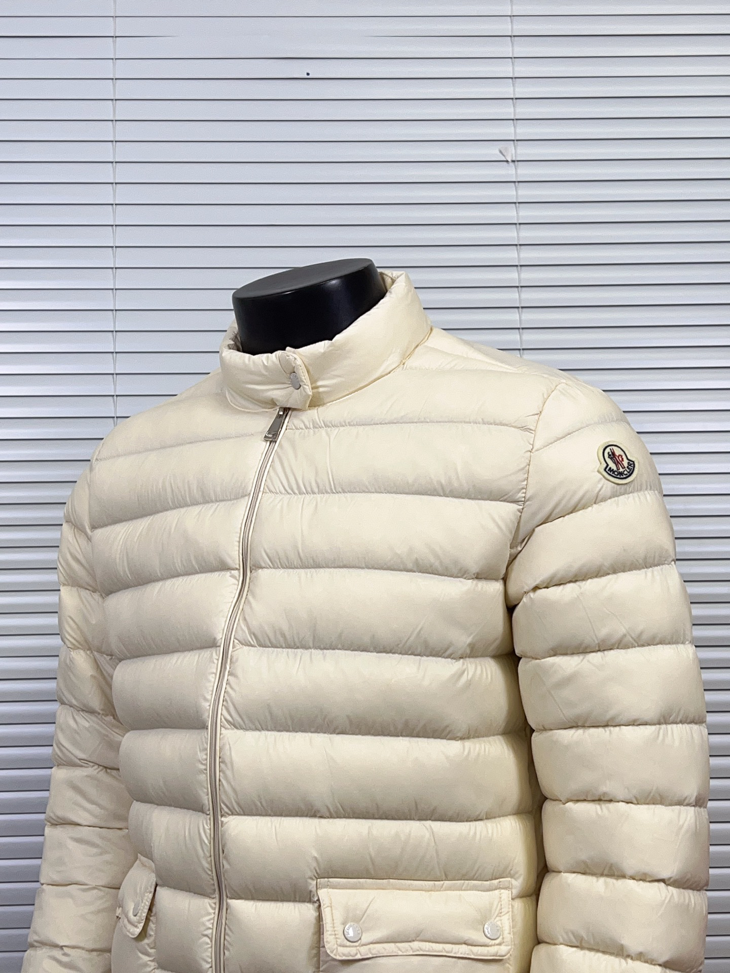 Moncler Herbst/Winter 2026 LANS Daunenjacke Größe XS-2XL