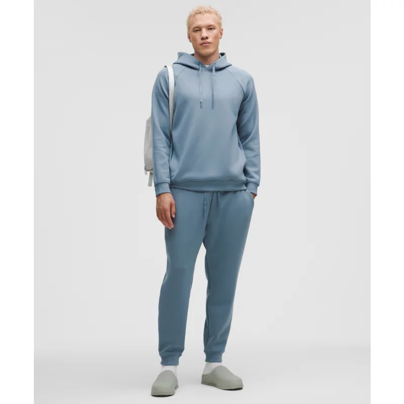 Smooth Spacer Jogger Shorter