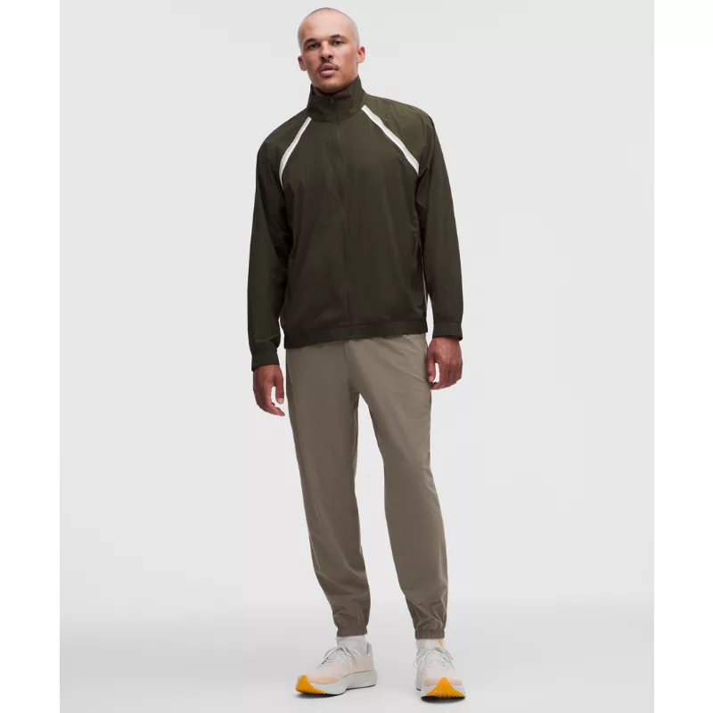 Pace Breaker Jogger Shorter