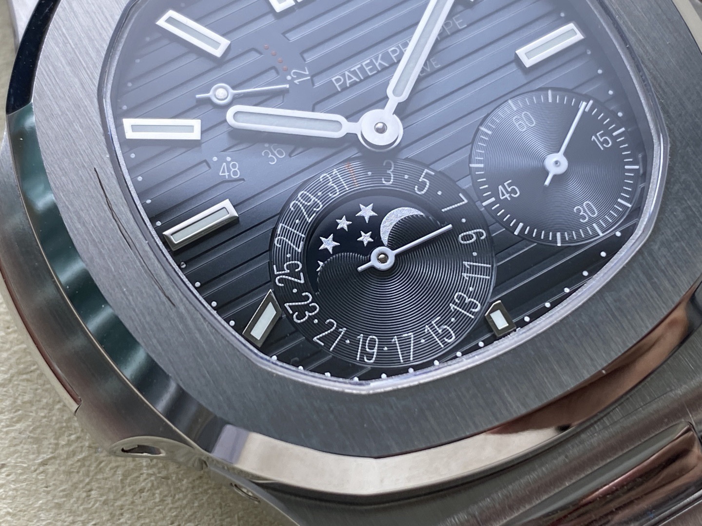 Patek Philippe Nautilus ref 5712/1A‑001 40mm Stainless Steel