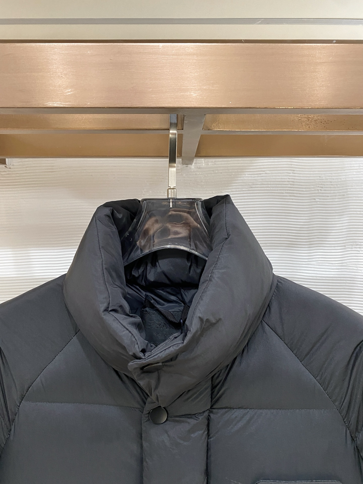 Prada Herbst/Winter 2026 Daunenjacke Größe S-XL