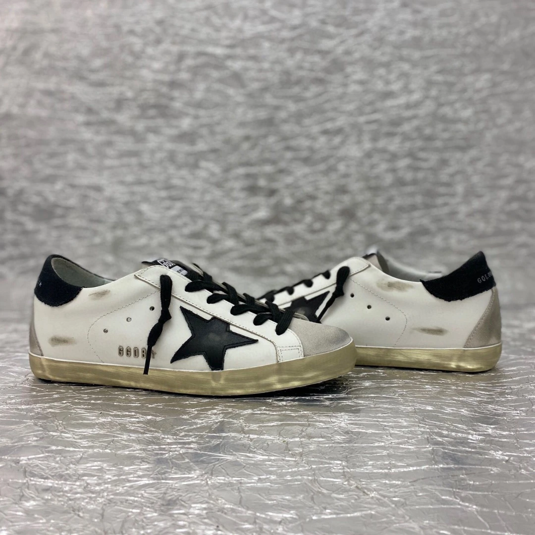 Golden Goose Super Star Dirty shoes made of top-grain cowhide