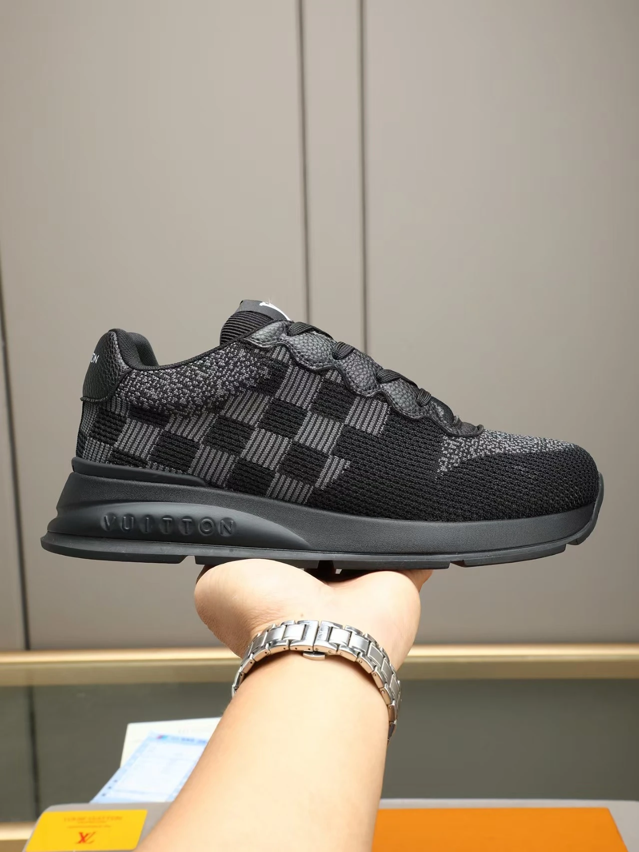 Top LV shoes, handmade genuine leather material