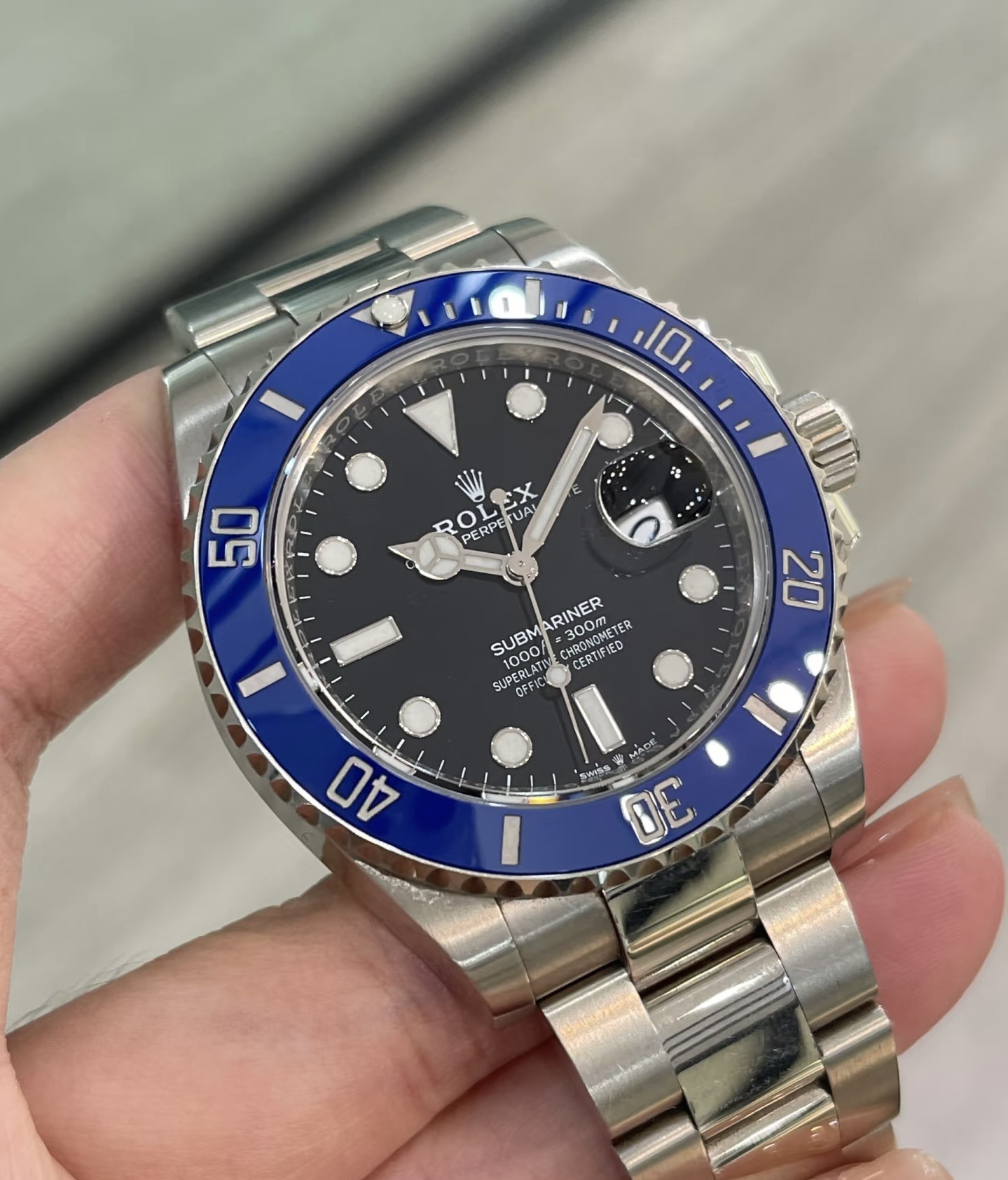 Rolex Submariner Date Oyster, 41 mm, white gold  m126619lb-0003