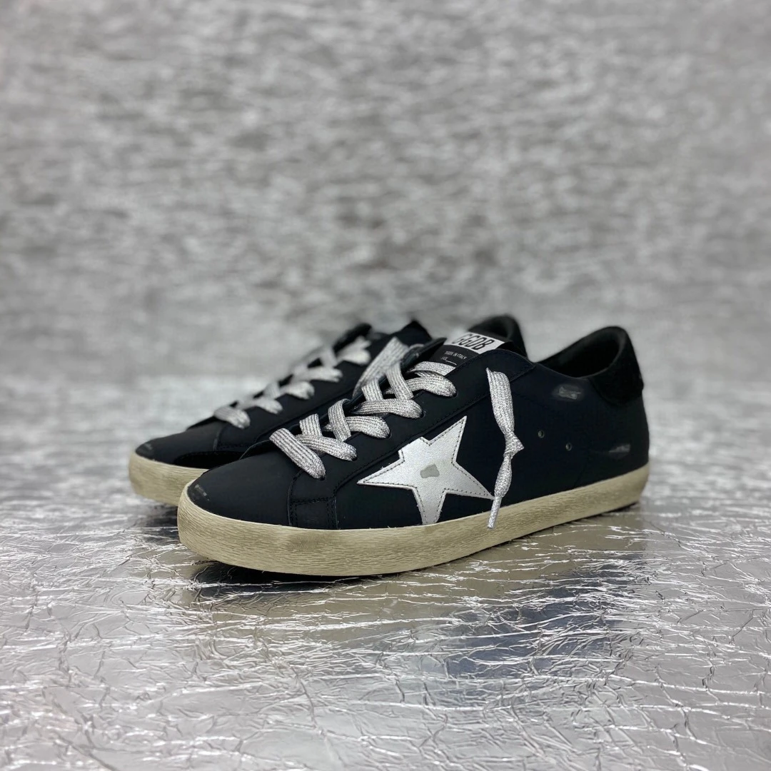 Golden Goose Super Star Dirty shoes made of top-grain cowhide