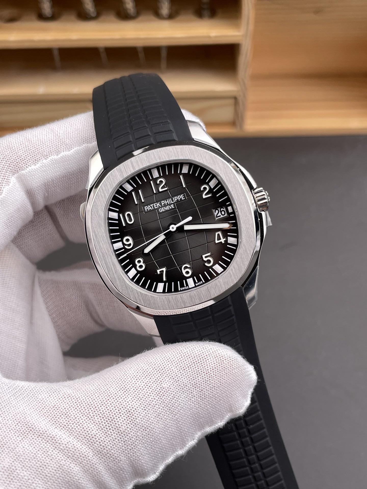 Patek Philippe Aquanaut Date Black Strap Stainless Steel ref 5167A‑001 40mm