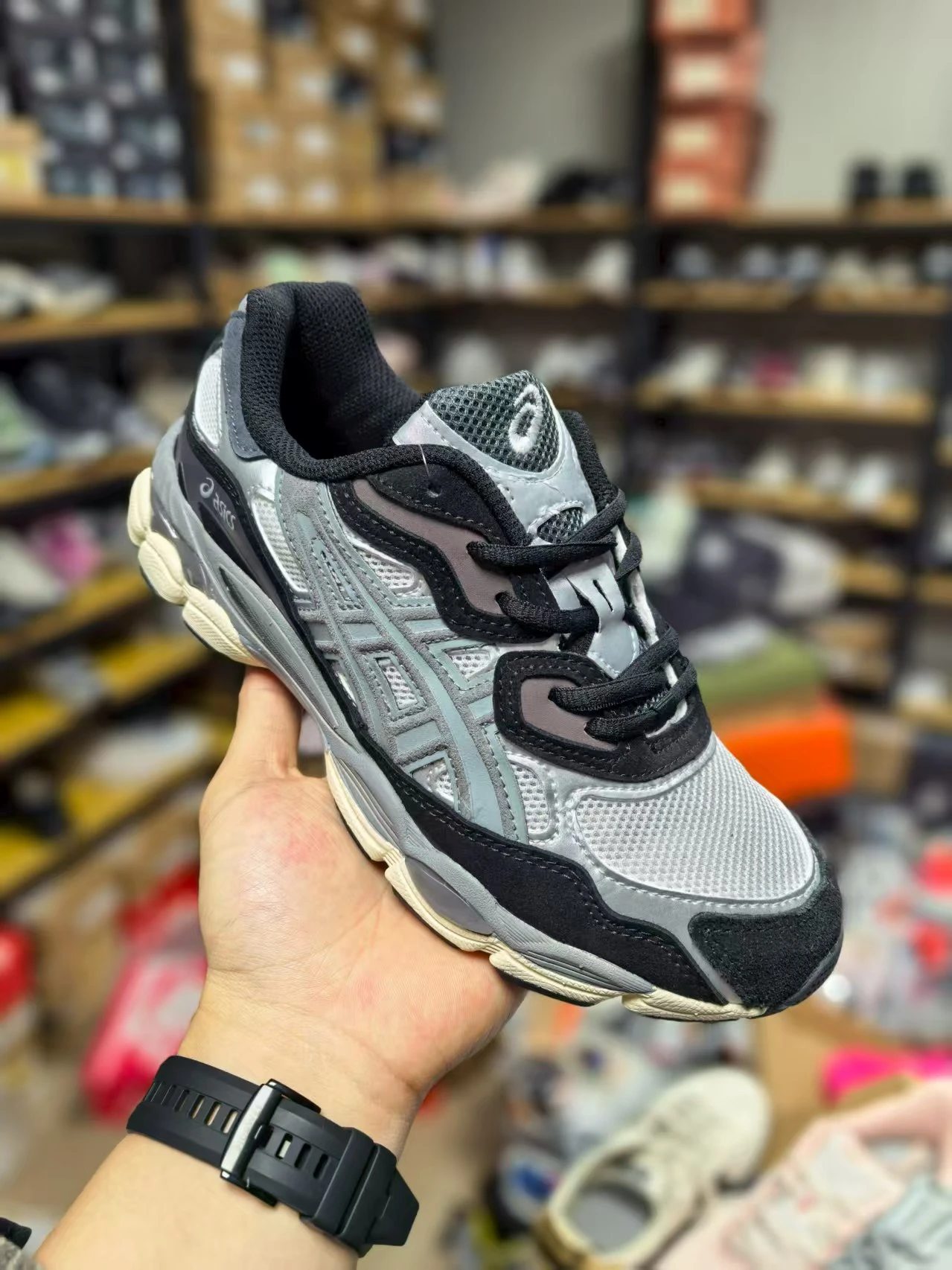 ASICS shoes, top quality