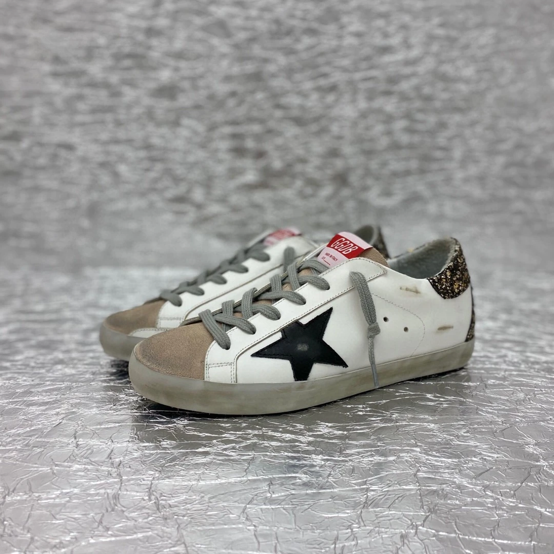 Golden Goose Super Star Dirty shoes made of top-grain cowhide