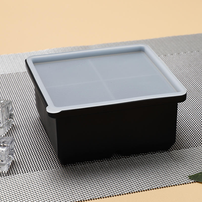 Square BPA-Free Silicone Ice Mold, Easy Release Reusable Ice Cube Tray with Lid