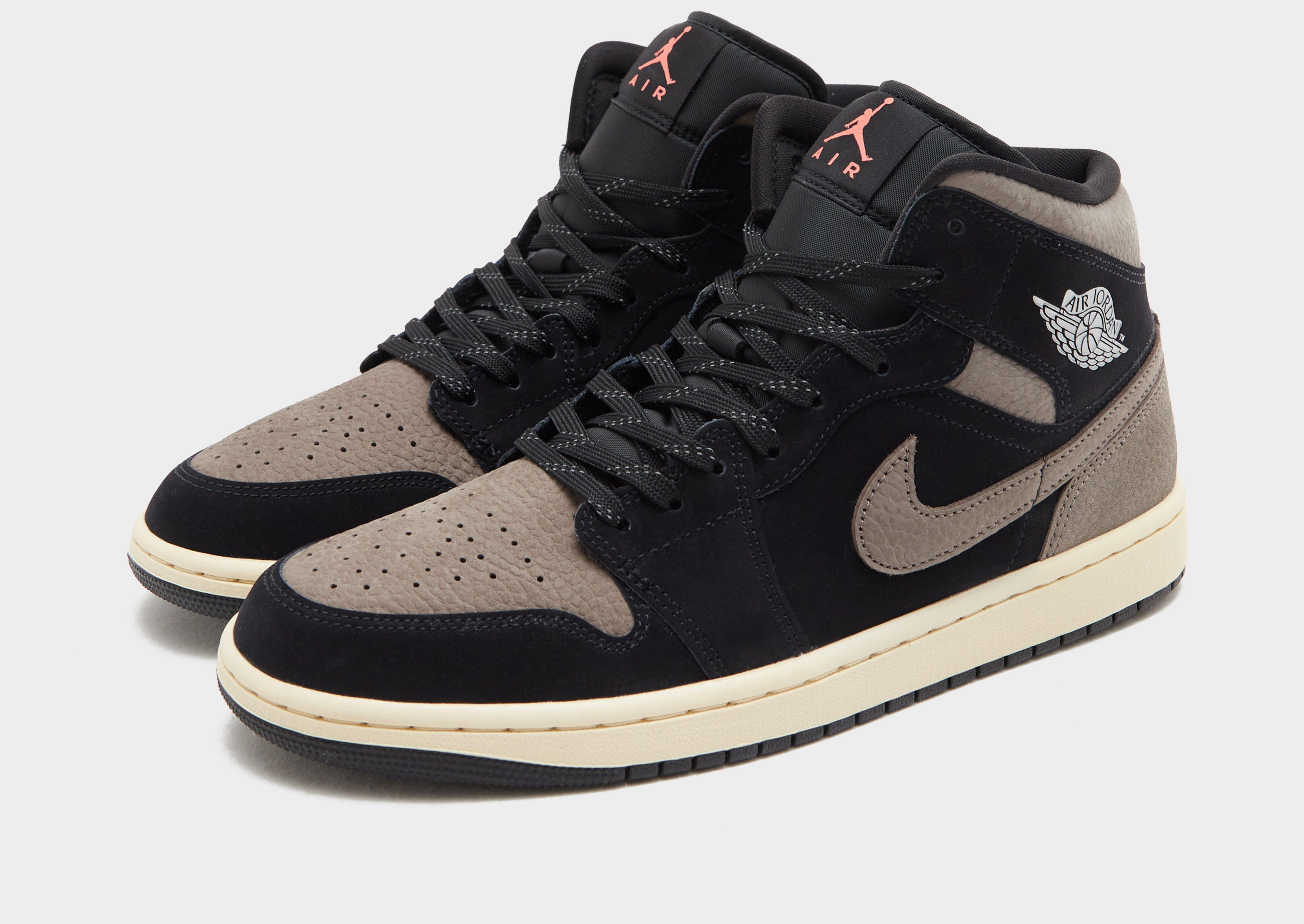 Jordan Air 1 Mid