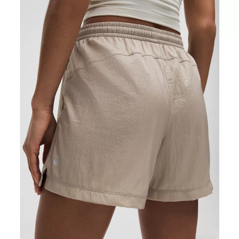 Lightweight Mid-Rise Active Short 5