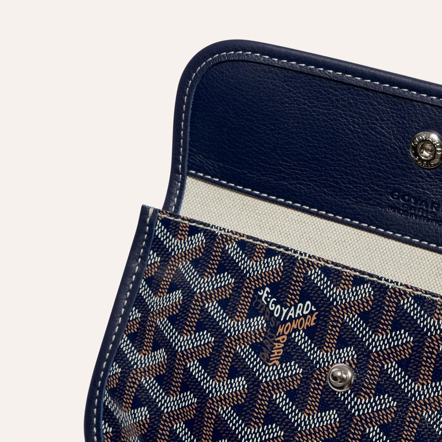 Hardy PM Bag Navy Blue