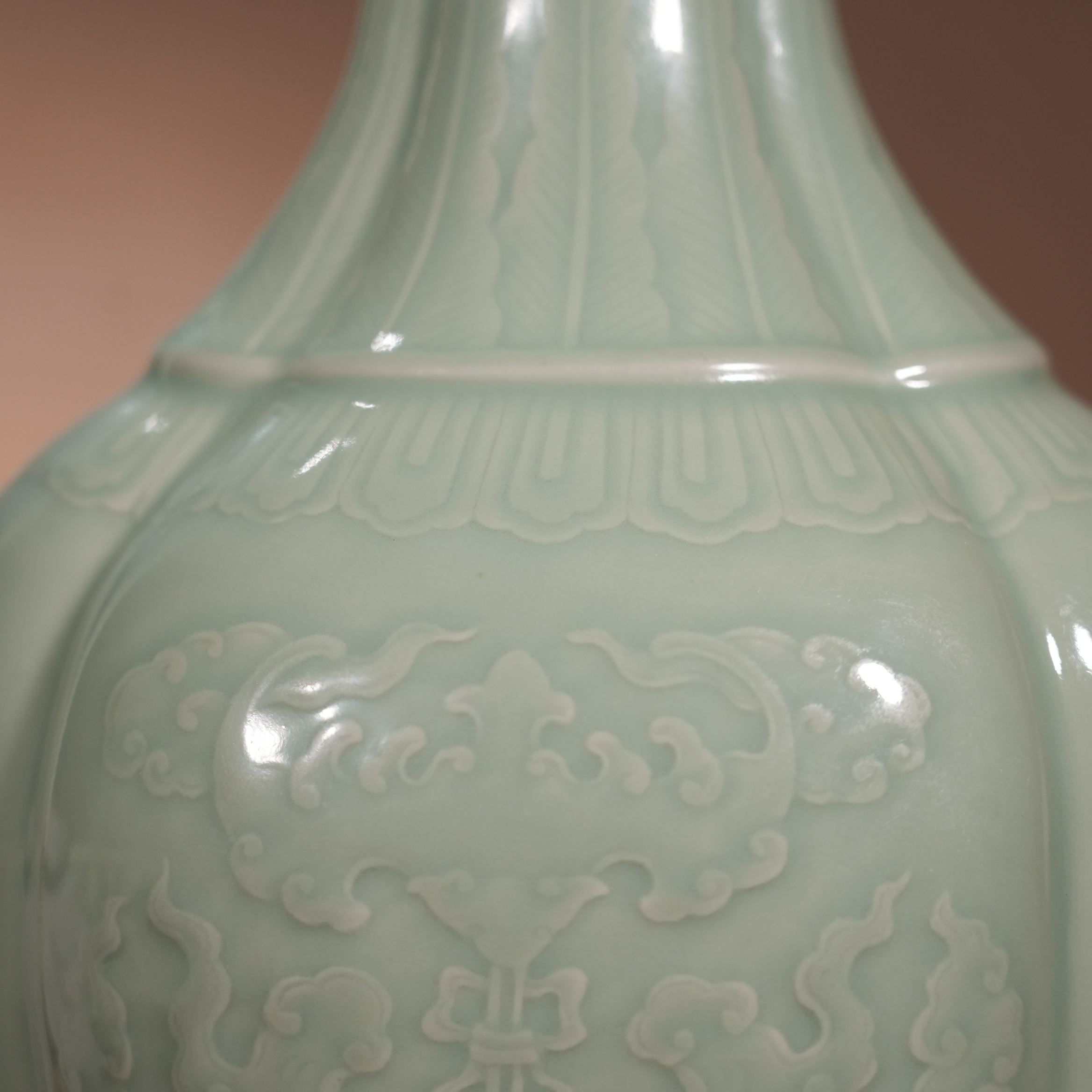 Ancient Chinese Bean Green Glaze Carved Vase with Longevity and Blessing Motifs (Haitang Shape)