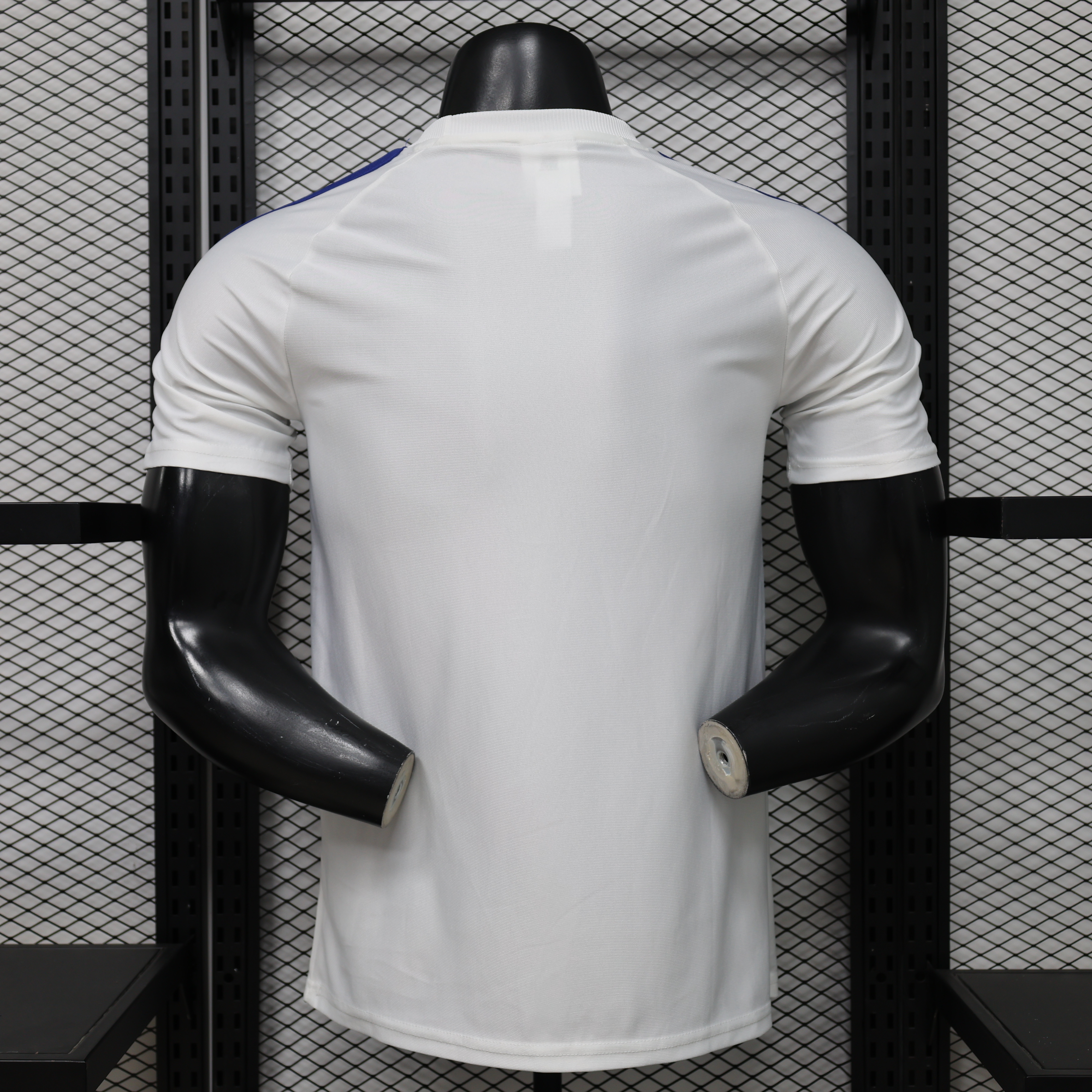 2025/2026 Leeds United Retro Special Edition Football Shirt (Player Edition)