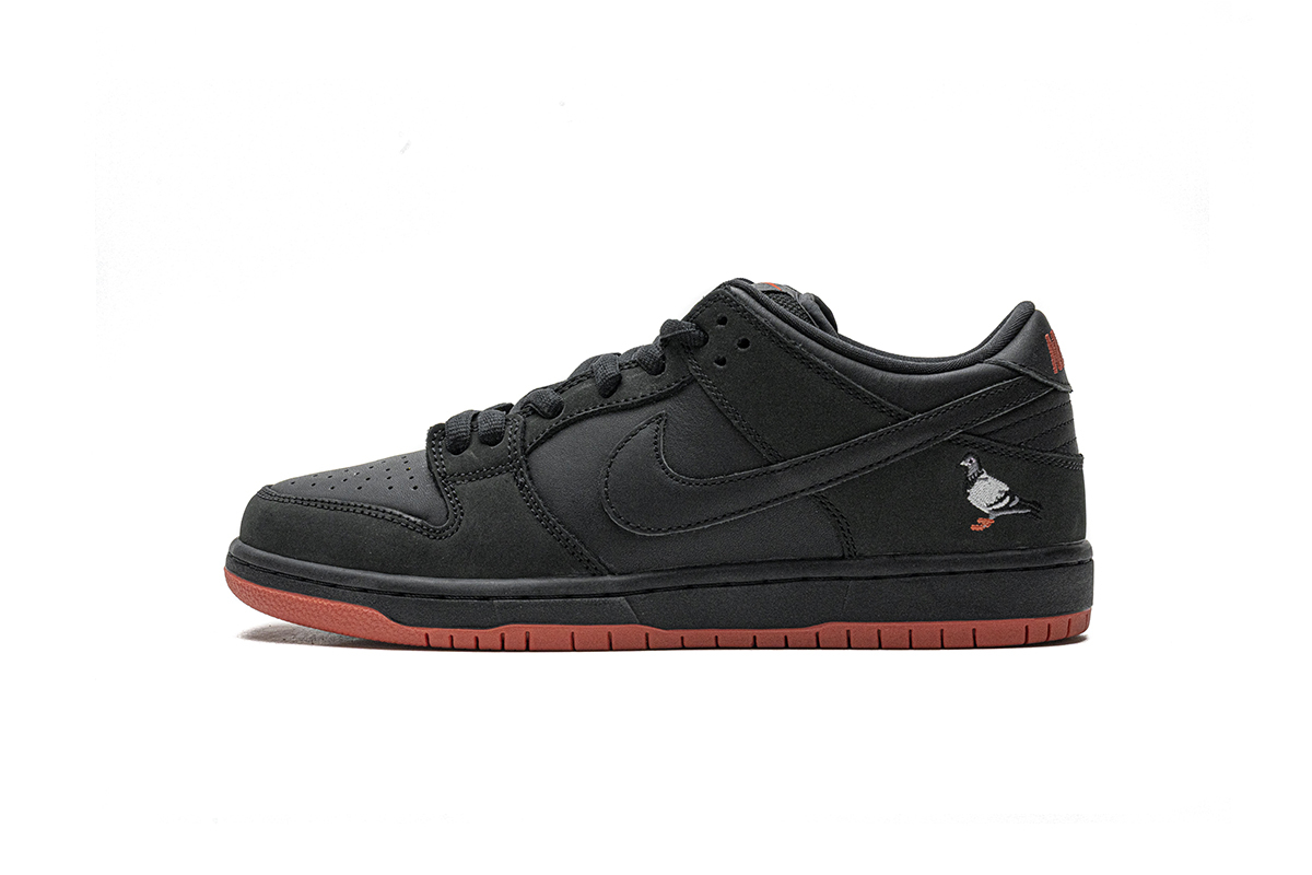 Nike SB Dunk Low Black Pigeon 883232-008