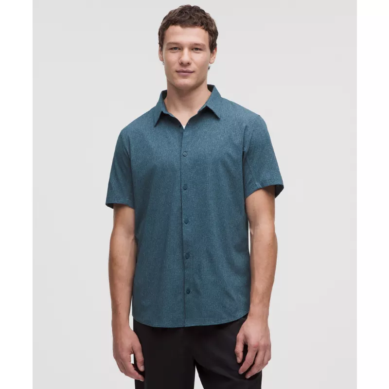 Airing Easy Short-Sleeve Shirt