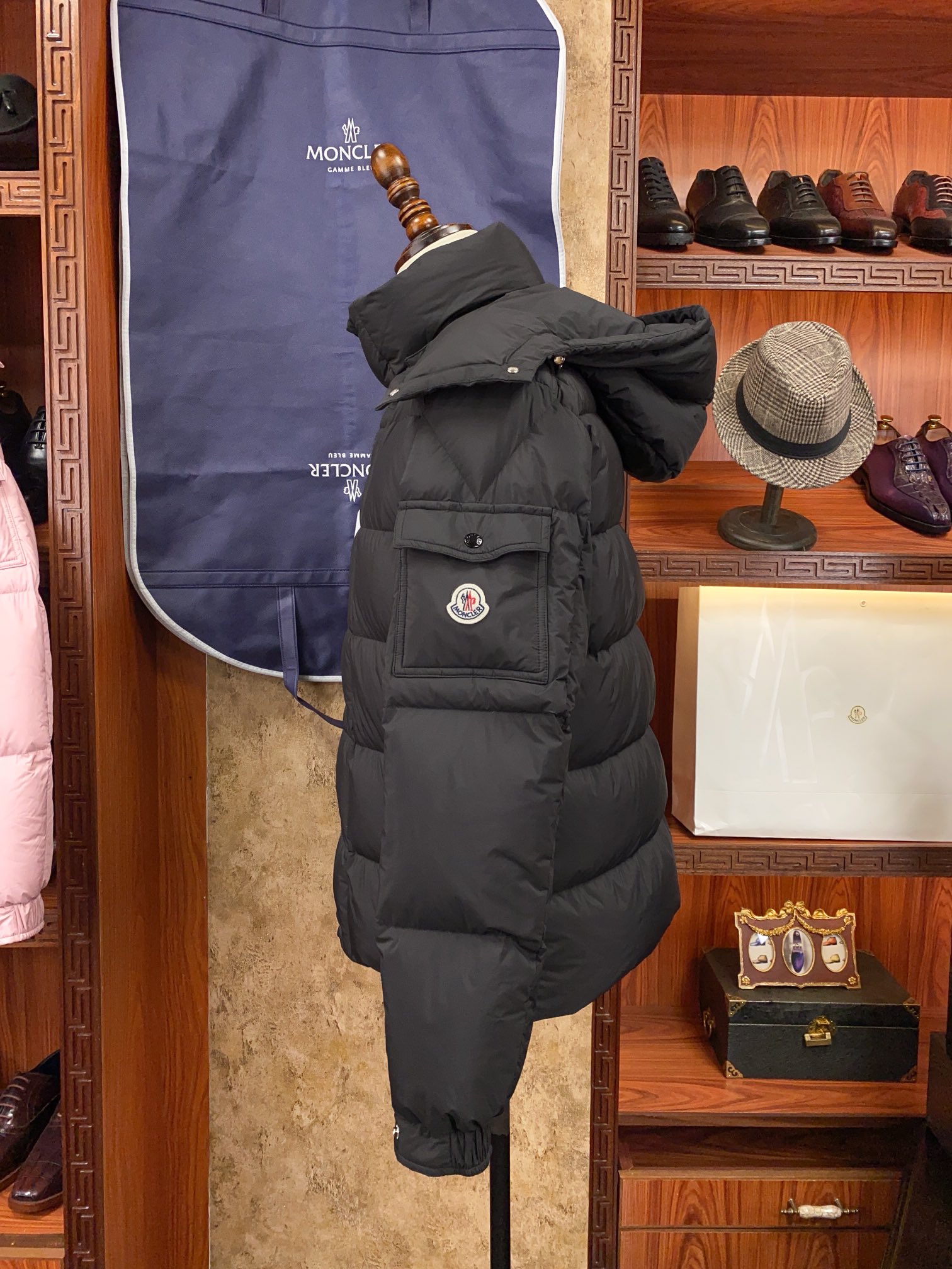 Moncler Herbst/Winter 2026 Hanovcrtan Daunenjacke Größe S-2XL