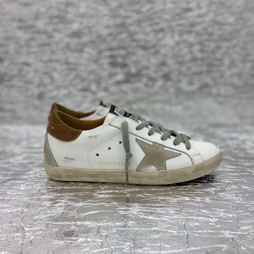 Golden Goose Super Star Dirty shoes made of top-grain cowhide